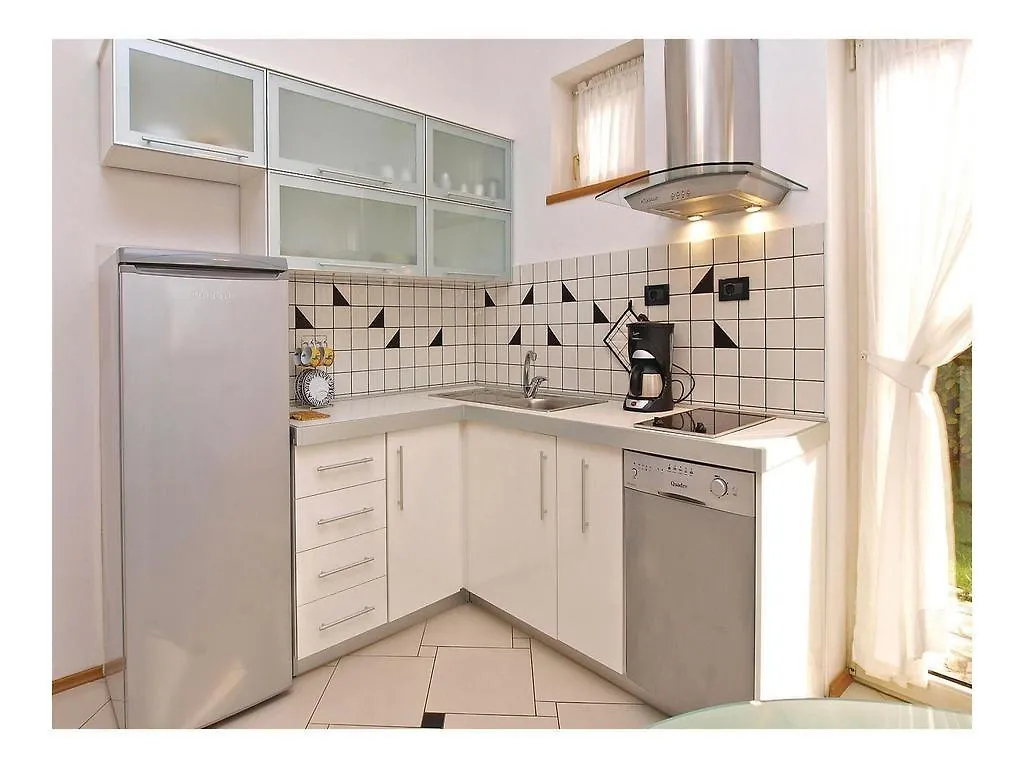 Villa Vizula ميدولين شقة